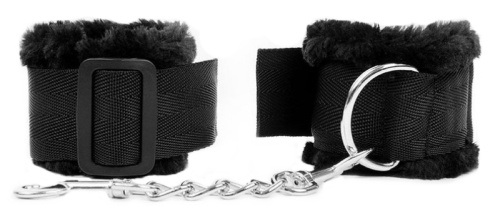Текстильные черные наручники с мехом