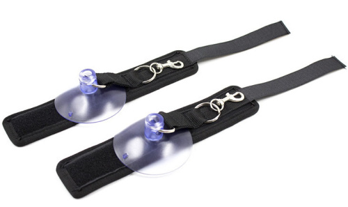 Черные фиксаторы для рук на присосках фото 4