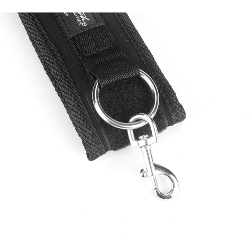 Черные фиксаторы с креплением к двери фото 7