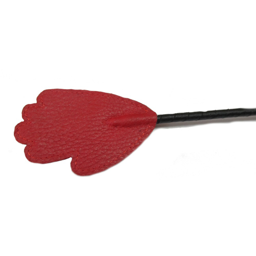 Красный кожаный стек с ладошкой 70 см фото 2