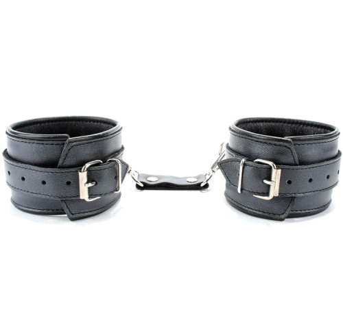 Черные кожаные наручники на пряжке с металлическими заклепками фото 3