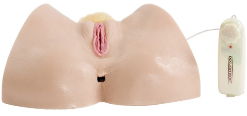 Вагина и анус Nikki Tyler фото 3