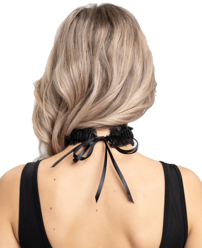 Эротический чокер с черными атласными лентами и бубенчиком фото 2