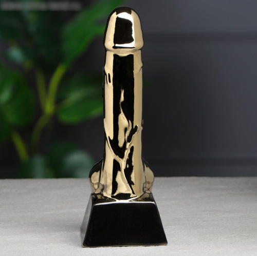 Золотая статуэтка в виде пениса Лучшему сотруднику фото 4