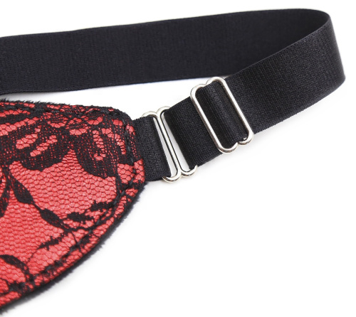 Кружевная черно-красная маска на глаза фото 2