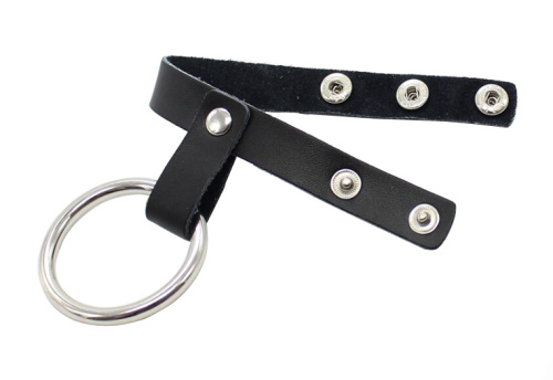 Кожаный хомут на пенис с металлическим кольцом фото 3