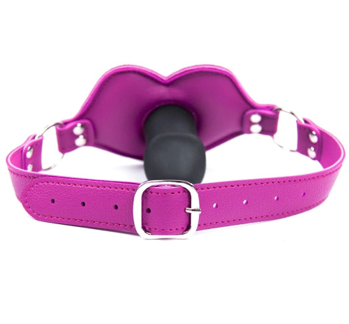 Силиконовый кляп-фаллос на розовом ремне в виде губ фото 2