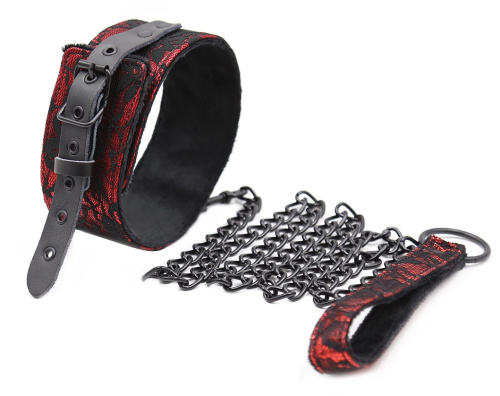 Черно-красный ошейник декорированный кружевом на металлическом поводке фото 2