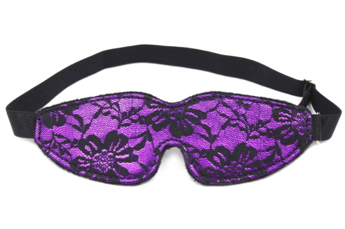 Кружевная черно-фиолетовая маска на глаза фото 2