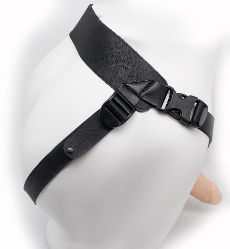 Реалистичный фаллопротез поясной с бандажом 19 см фото 2