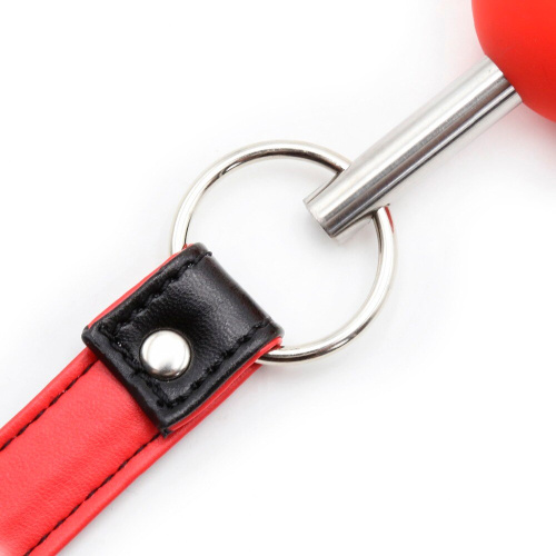 Красный кляп-шар из медицинского силикона фото 6