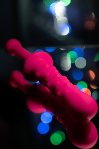 Двусторонний фаллоимитатор с массажными точками из медицинского силикона фото 2