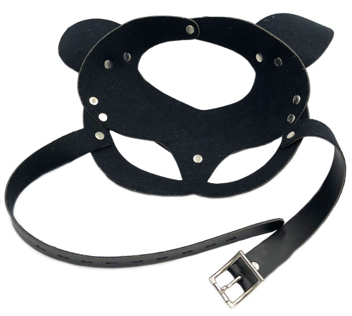 Маска Кошечка декорированная заклепками фото 8