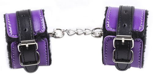 Черно-фиолетовые наручники с мехом фото 3