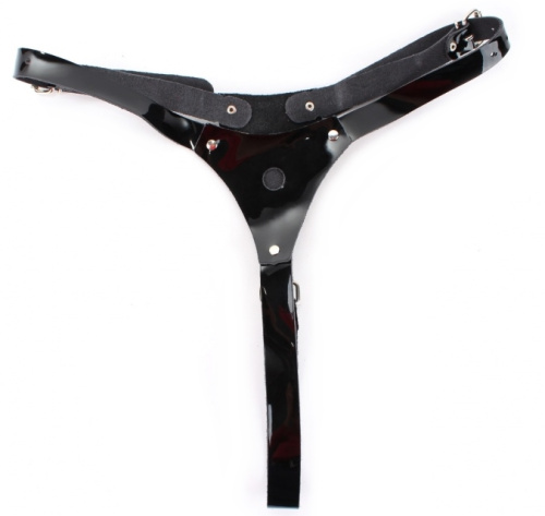 Лаковые стринги со штырьком для насадки фото 2