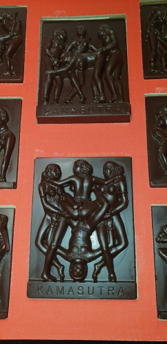 Набор из черного шоколада Камасутра 170 гр фото 3