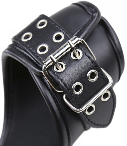 Черные БДСМ фиксаторы на запястья фото 4