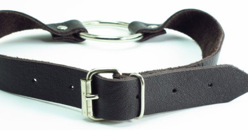 Кляп с кольцом из темно-шоколадной кожи фото 3