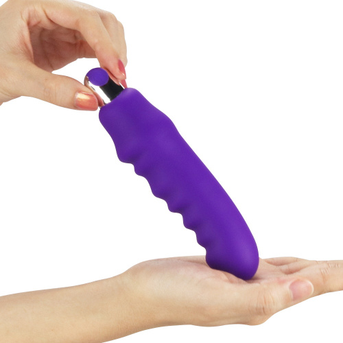 Волнистый перезаряжаемый вибратор IJoy Silicone Waver фото 3