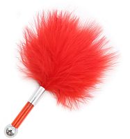 Красный перьевой тиклер 15 см