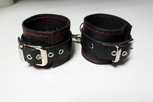 Наручники кожаные фото 5