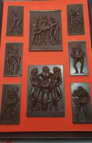 Набор из черного шоколада Камасутра 170 гр фото 2