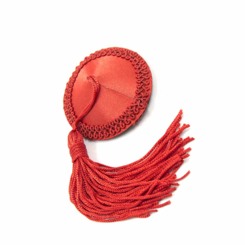 Красные пэстисы с кисточками фото 3