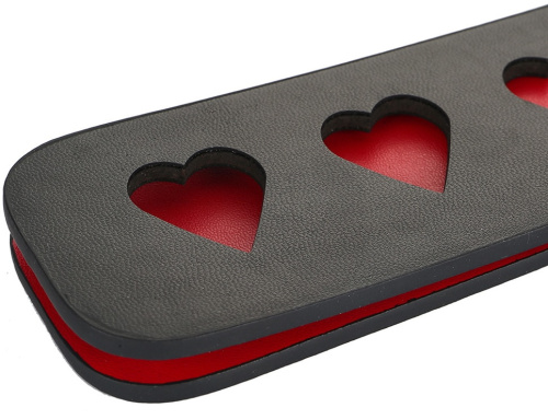 Пэдл черно-красный с сердечками 32 см фото 3