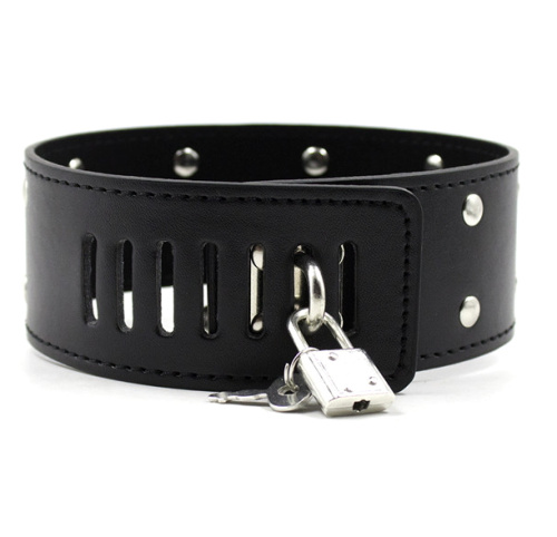 Ошейник с заклепками и кольцом фото 3