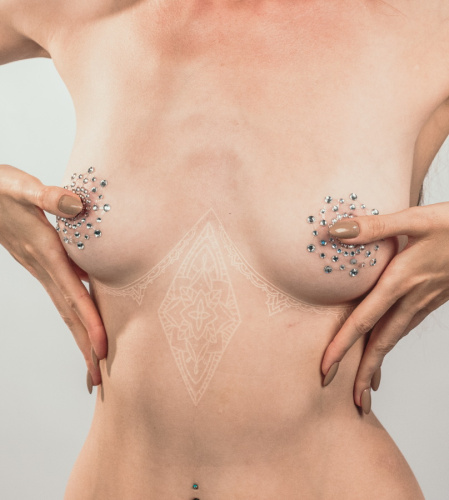 Наклейки на грудь со стразами Burlesque Rowland фото 6