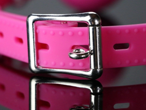 Дышащий кляп-шар из силикона Pink S фото 10