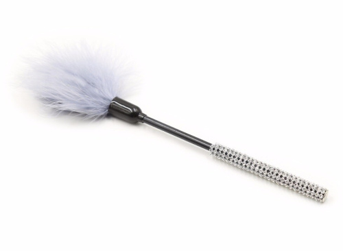 Тиклер с серыми перьями и стразами 28 см фото 2