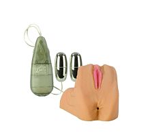 Мастурбатор с вибрацией Lisa Ann