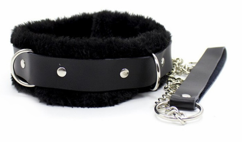 Черный кожаный ошейник с мехом и поводком фото 3