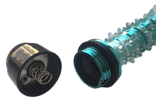 Зеленый вибростимулятор с насадкой фото 2