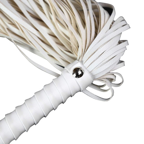 Классическая белая плеть с удлиненной рукояткой 49 см фото 2