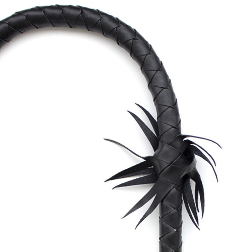 Черный кнут БДСМ с кольцом на ручке 86 см фото 2