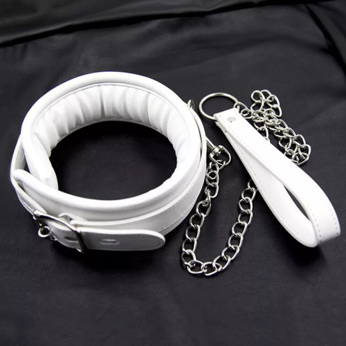 Мягкий ошейник с металлическим поводком белый фото 4