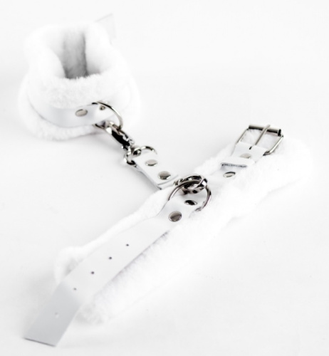 Наручники из натуральной кожи с мехом белые фото 3