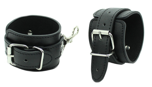 Классические черные наручники на карабинах фото 2