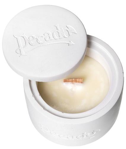 Ароматическая свеча с природным афродизиаком Pecado Plum and Cashmere 65 мл фото 5