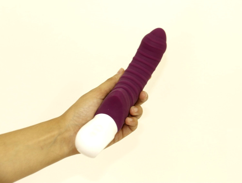 Вибратор Fun Factory Tiger G ежевичный фото 5