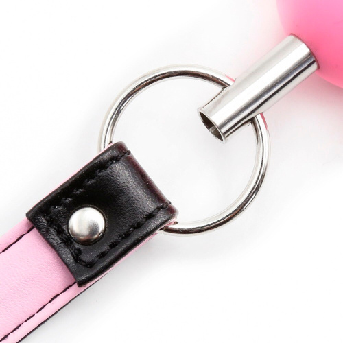 Розовый кляп-шар из медицинского силикона фото 6