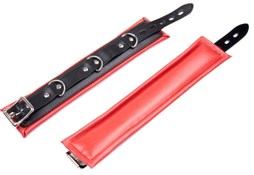 Бондажная распорка с ошейником и наручниками черно-красного цвета фото 5