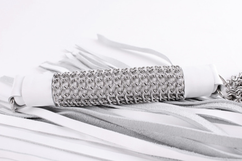 Плеть из натуральной кожи Heavy Metall белая 70 см фото 2