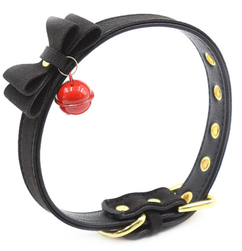 Ошейник черного цвета декорированный бантом и бубенчиком фото 2